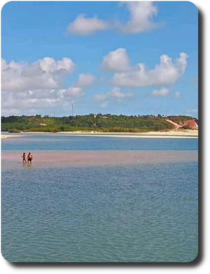 otos do rio grmame chegando ao mar na praia do mesmo nome